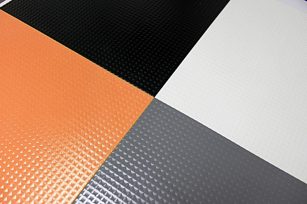 Модульное напольное покрытие