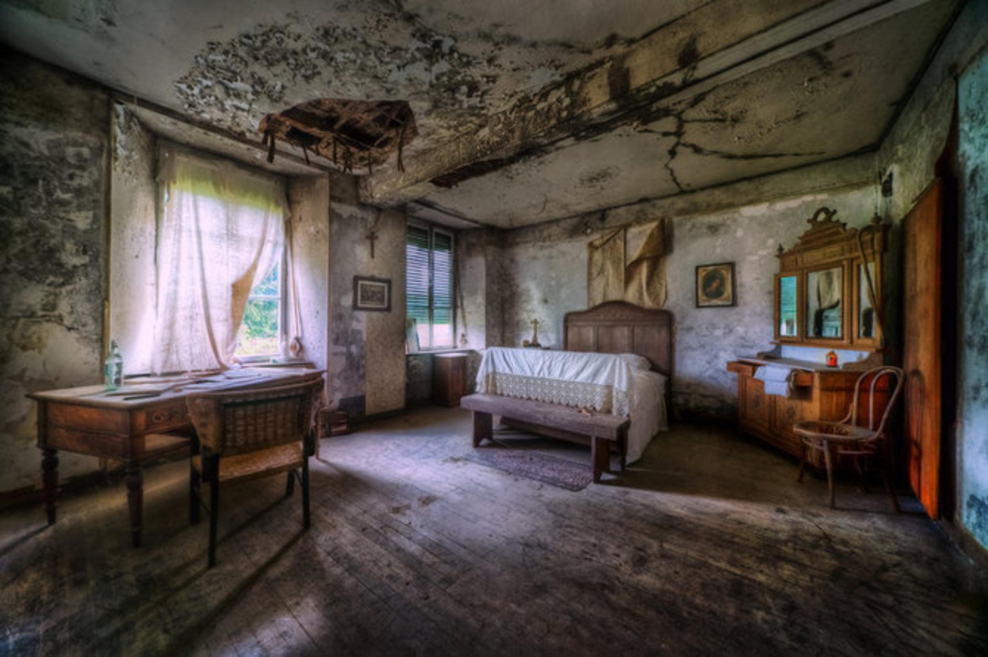 Заброшенные квартиры в старинных домах