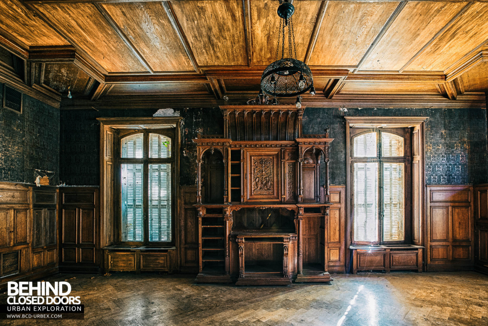 Старинный деревенский интерьер