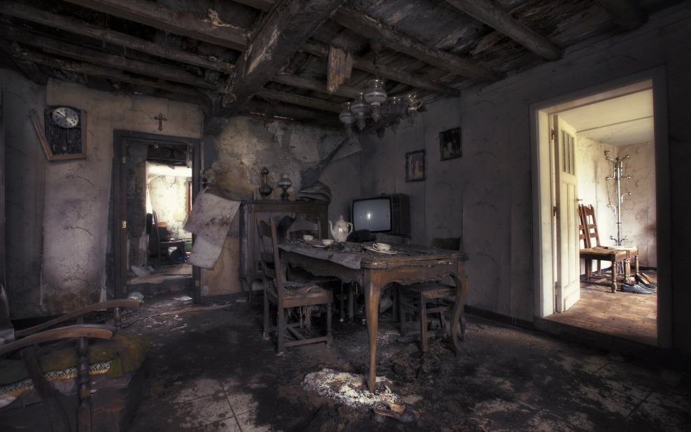 Заброшенная комната