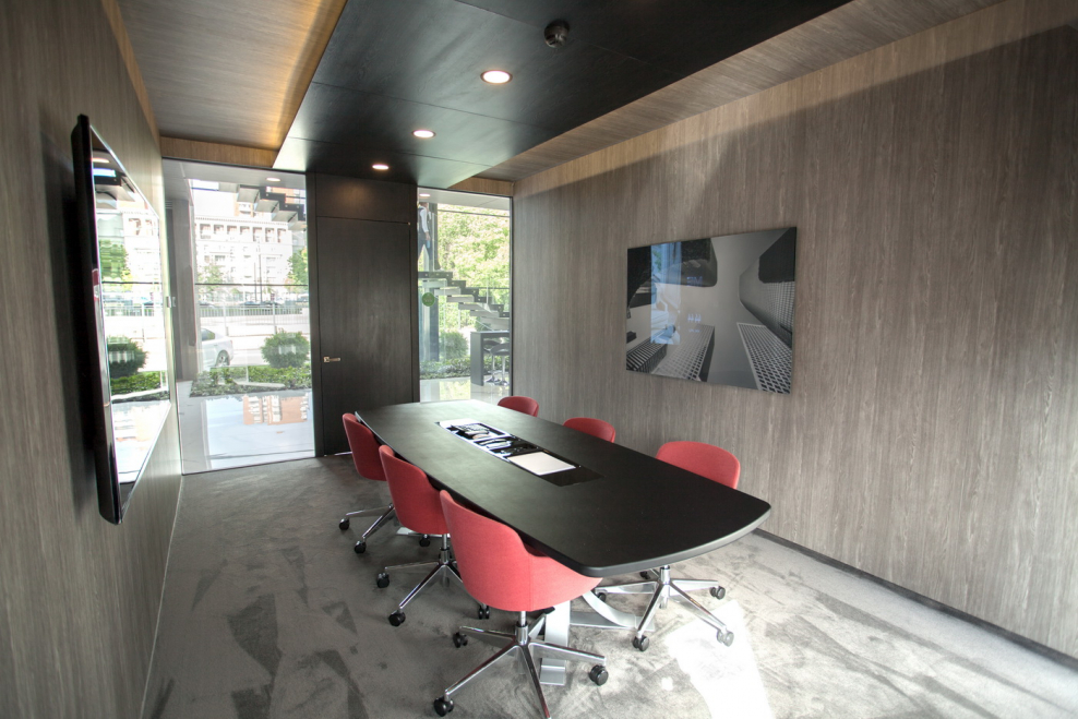 Натяжной потолок 333 глянец