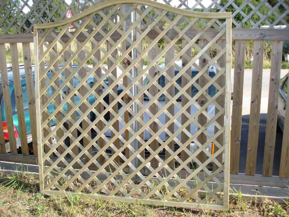 Штакетник деревянный