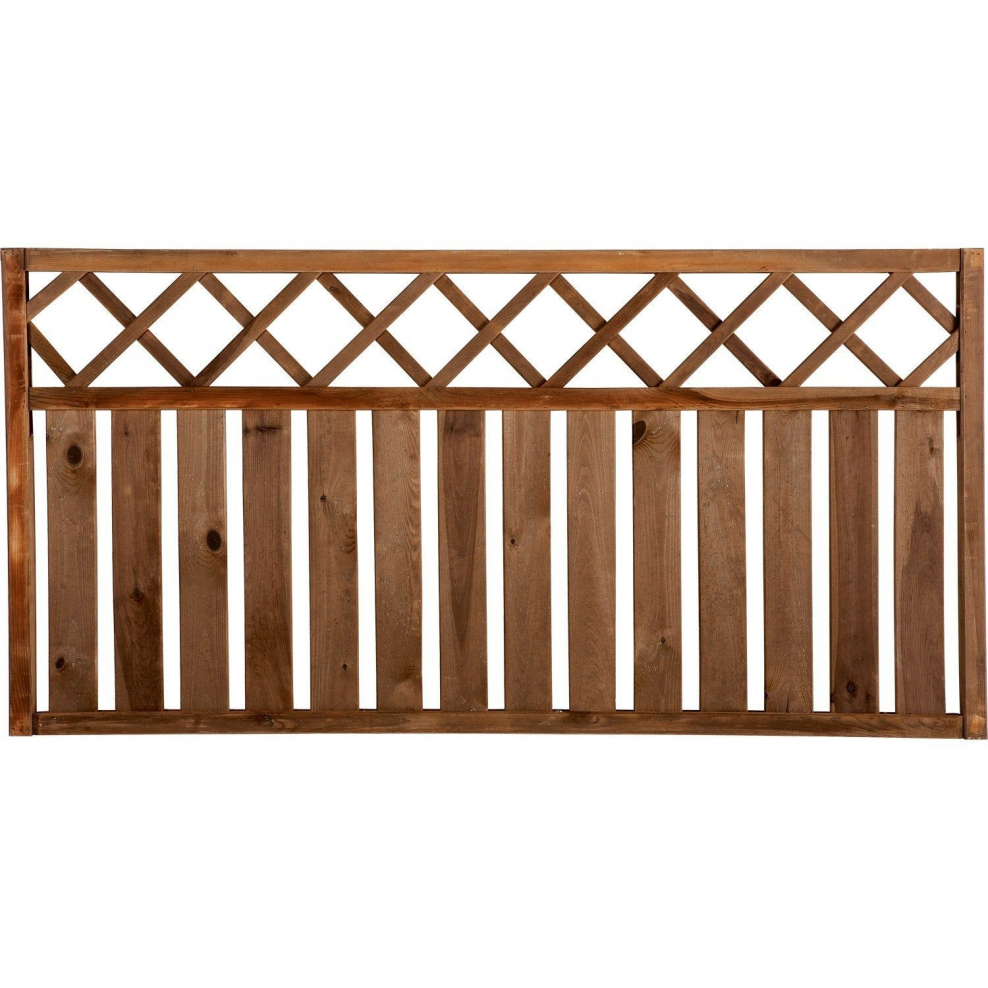 Забор из деревянных реек решеткой