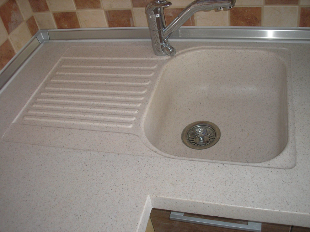 Плинтус для раковины из искусственного камня