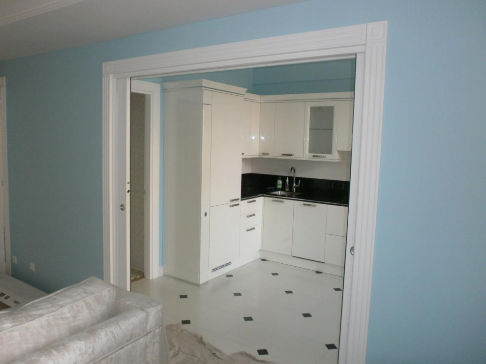 Проем между кухней и комнатой