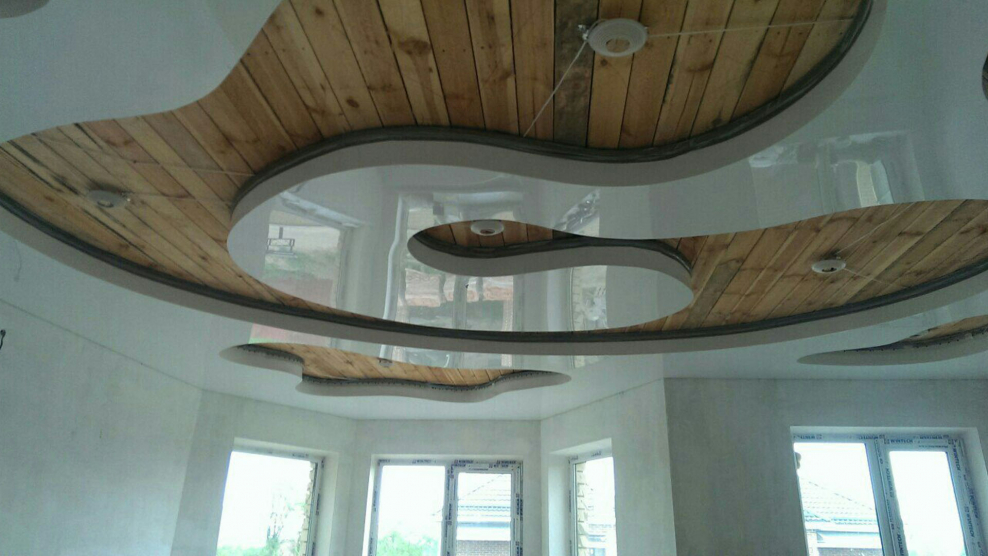 Необычные натяжные потолки