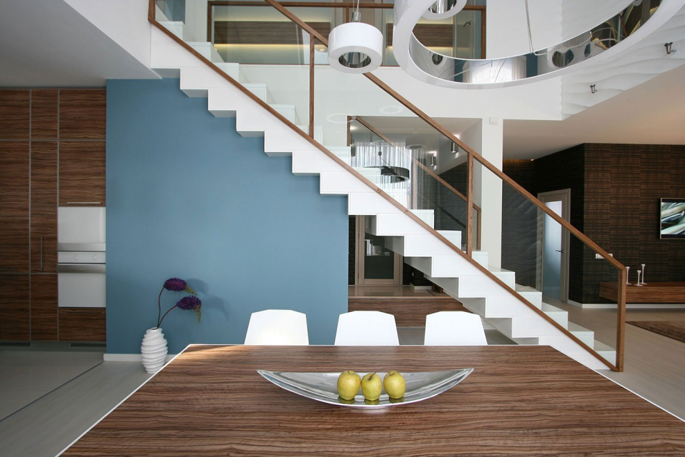 Лестница в интерьере