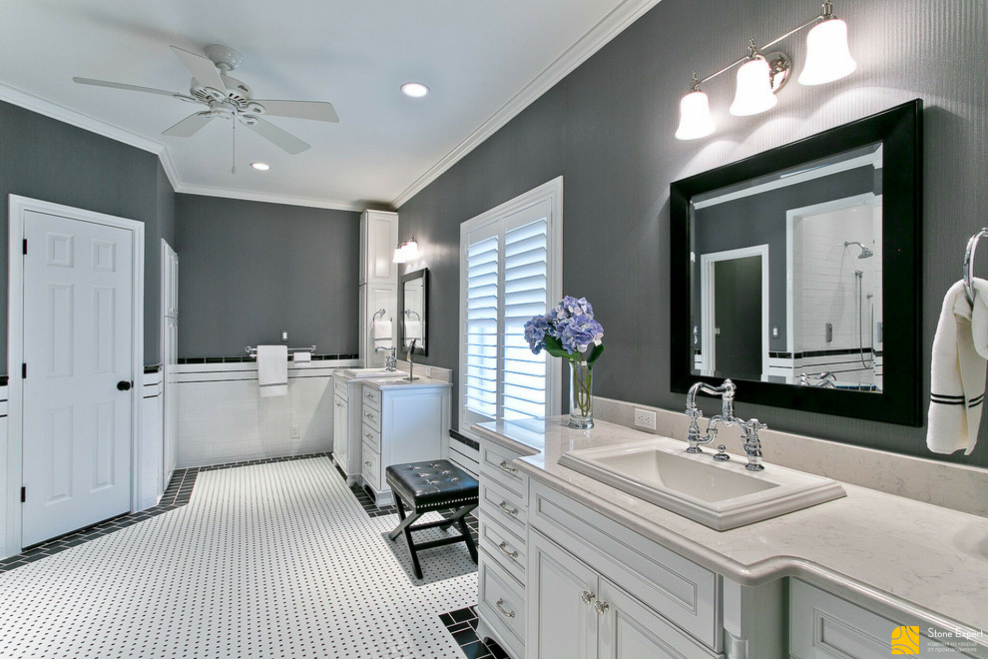 Ванная белая с золотом