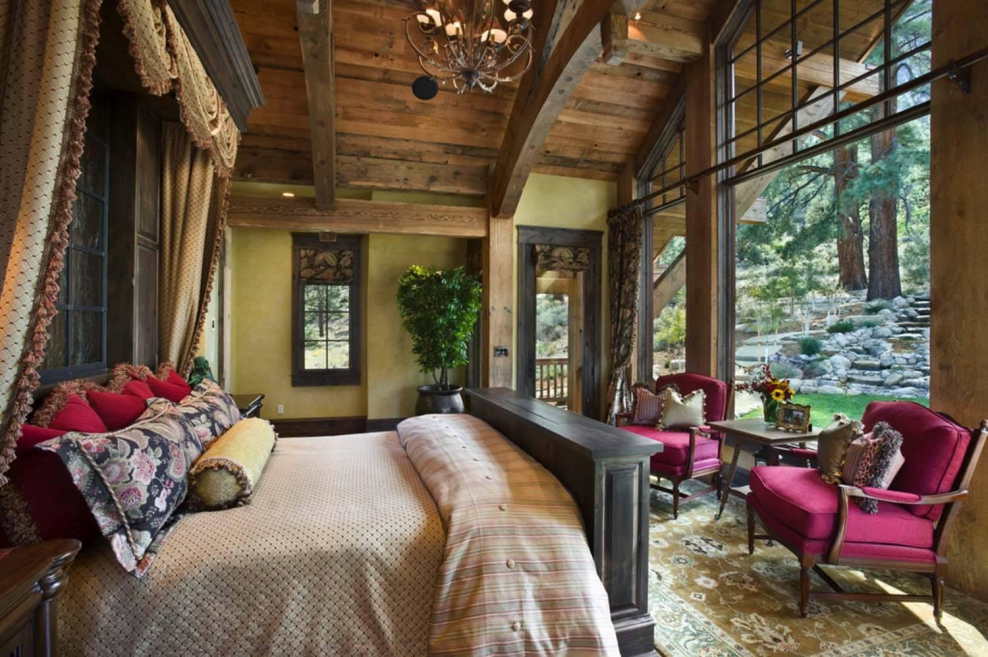 Уютный деревянный домик