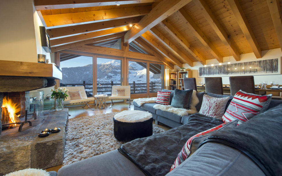 Шале в Швейцарии панорамные окна