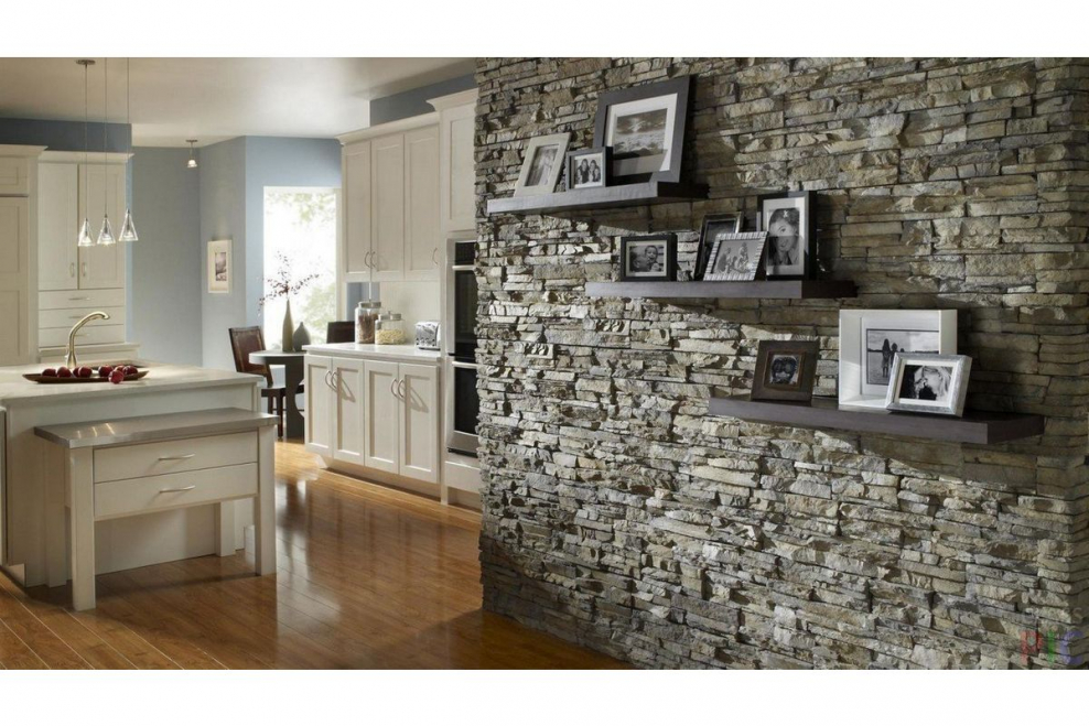 Отделка стен камнем