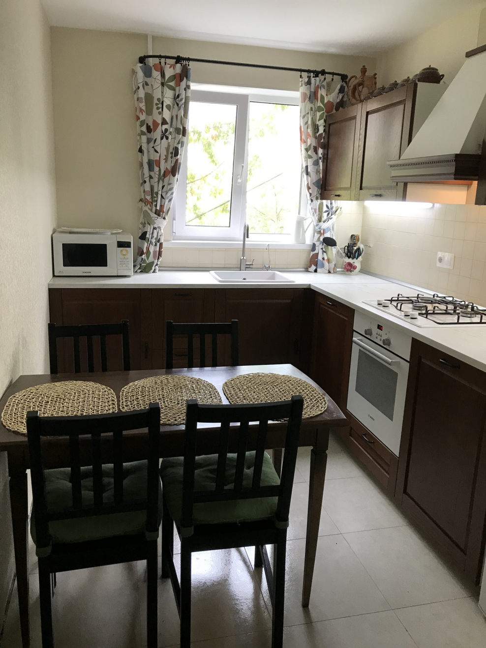 Интерьер кухни бюджетный вариант