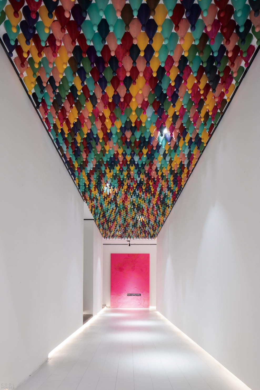 Необычный декор потолка