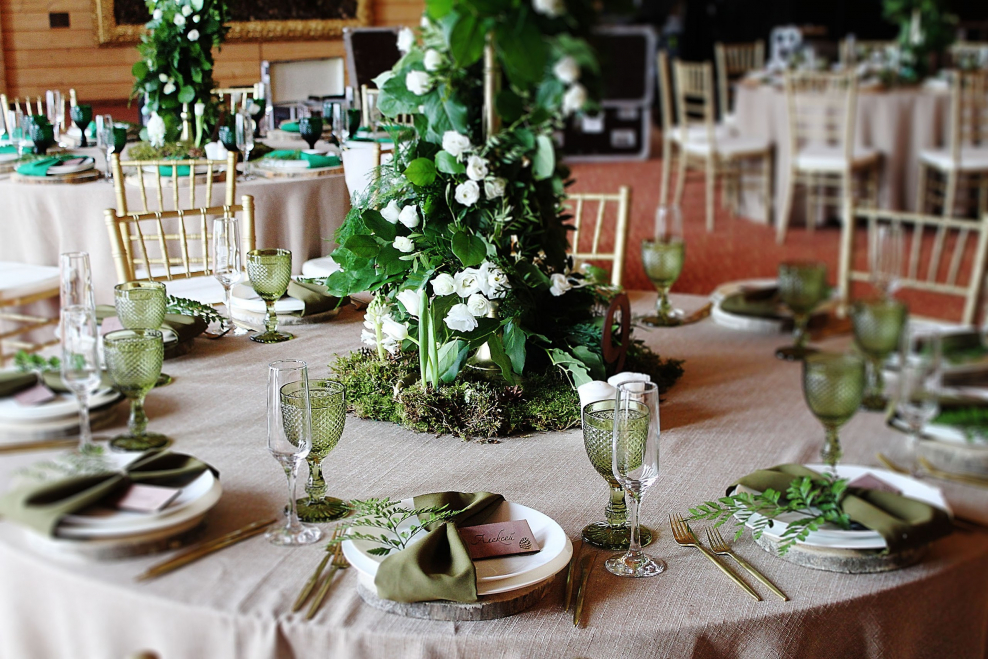 Свадьба в бело зеленых тонах