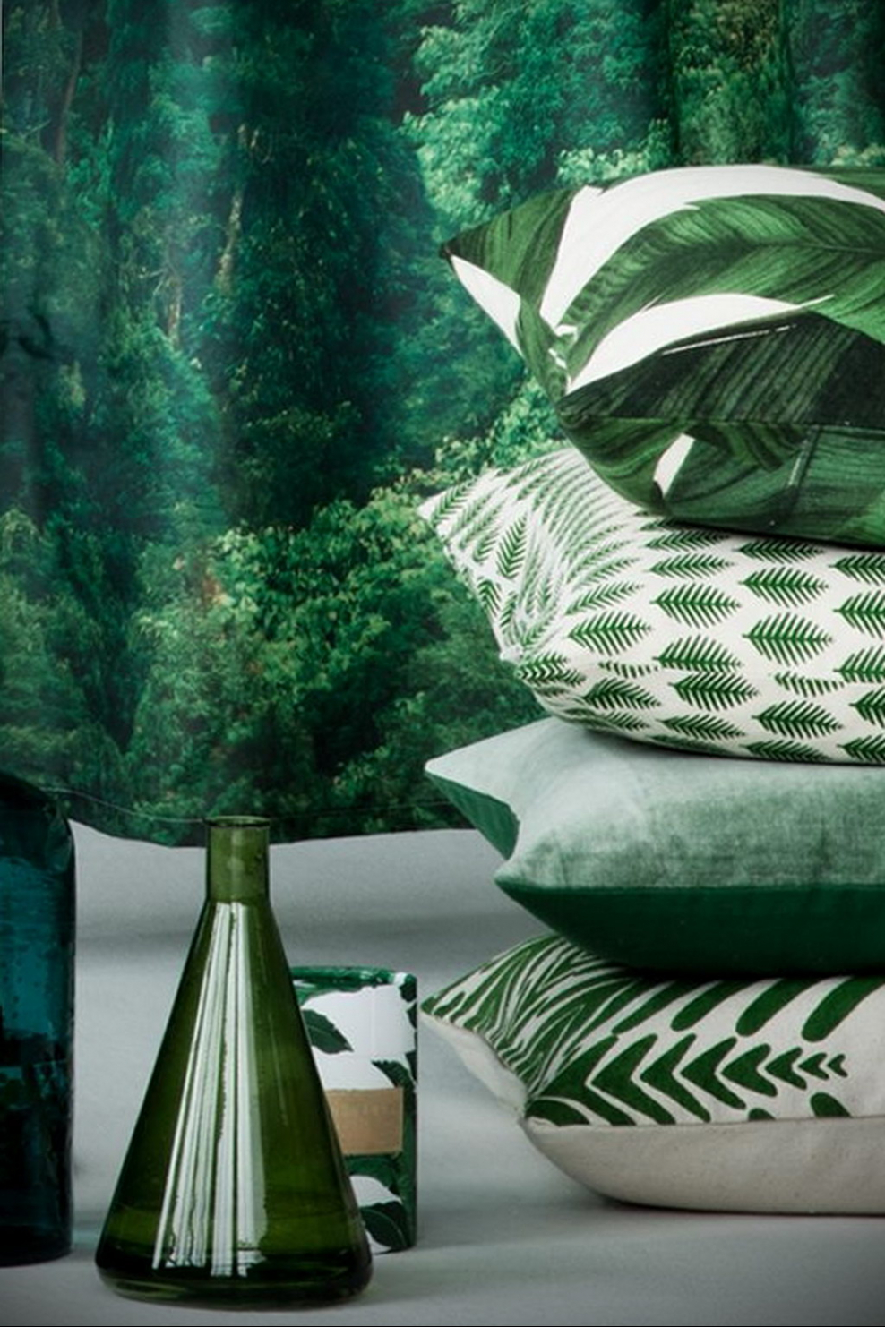 Изумрудные предметы интерьера