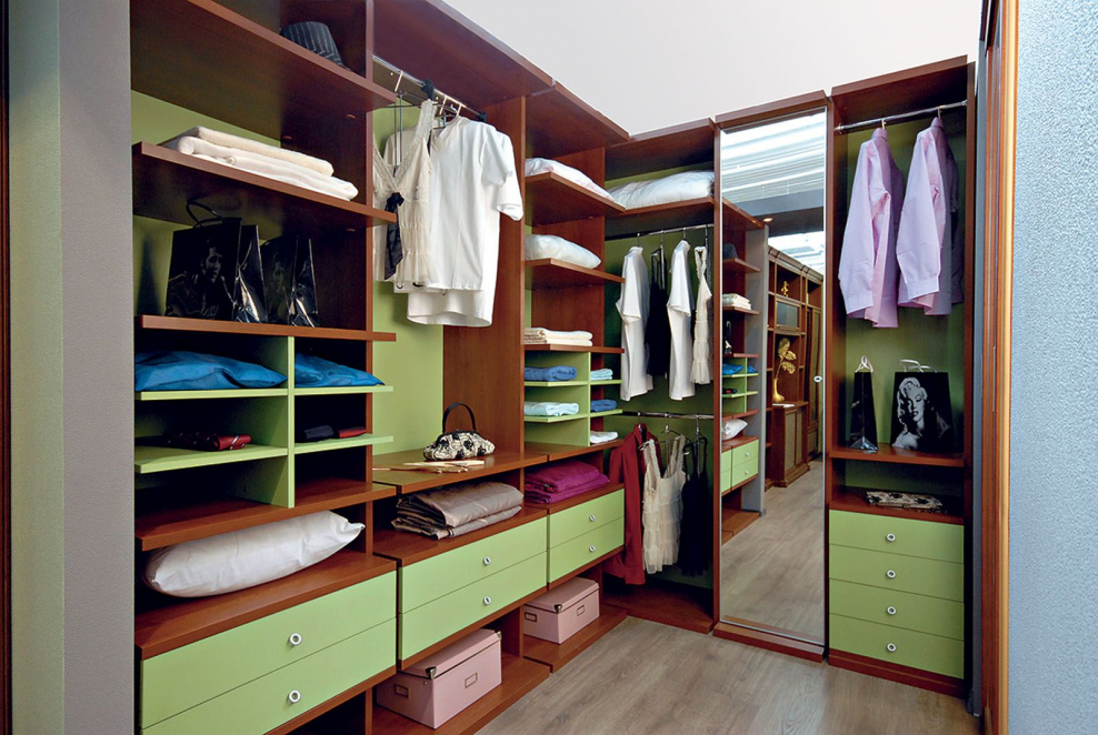 Мебель для гардеробной комнаты