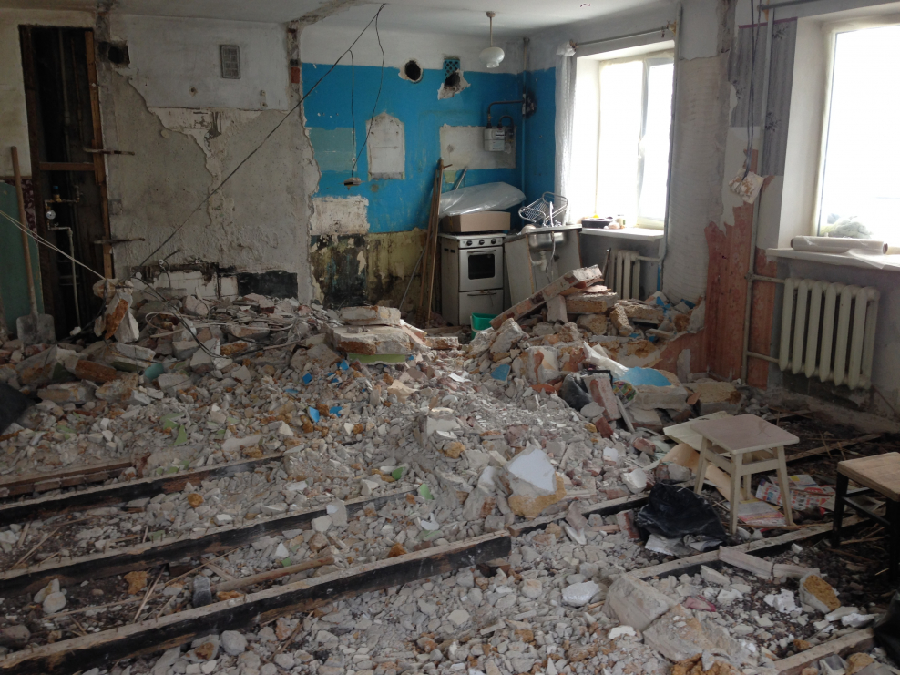 Демонтаж перегородки в хрущевке