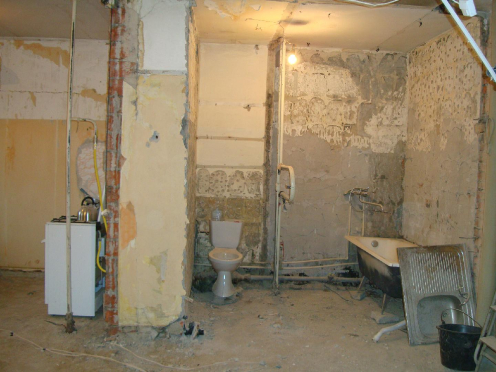 Демонтаж ПВХ перегородок