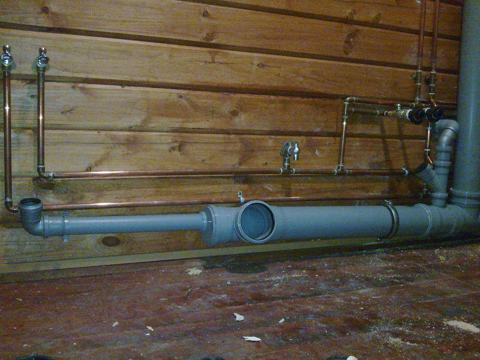 Монтаж канализационных труб