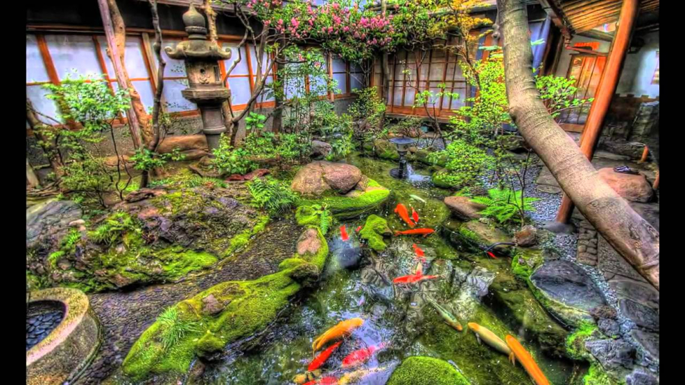 Японский сад с рыбками