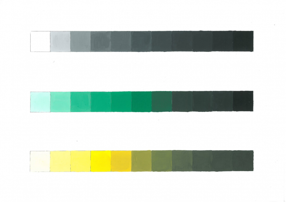 Цветовая растяжка гуашью