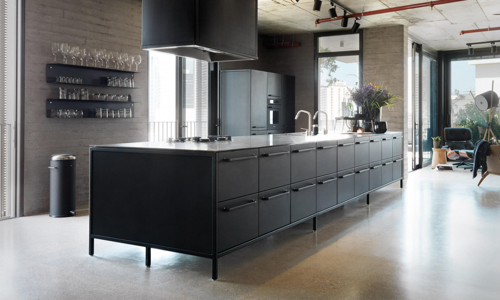 Кухни деревянные современные