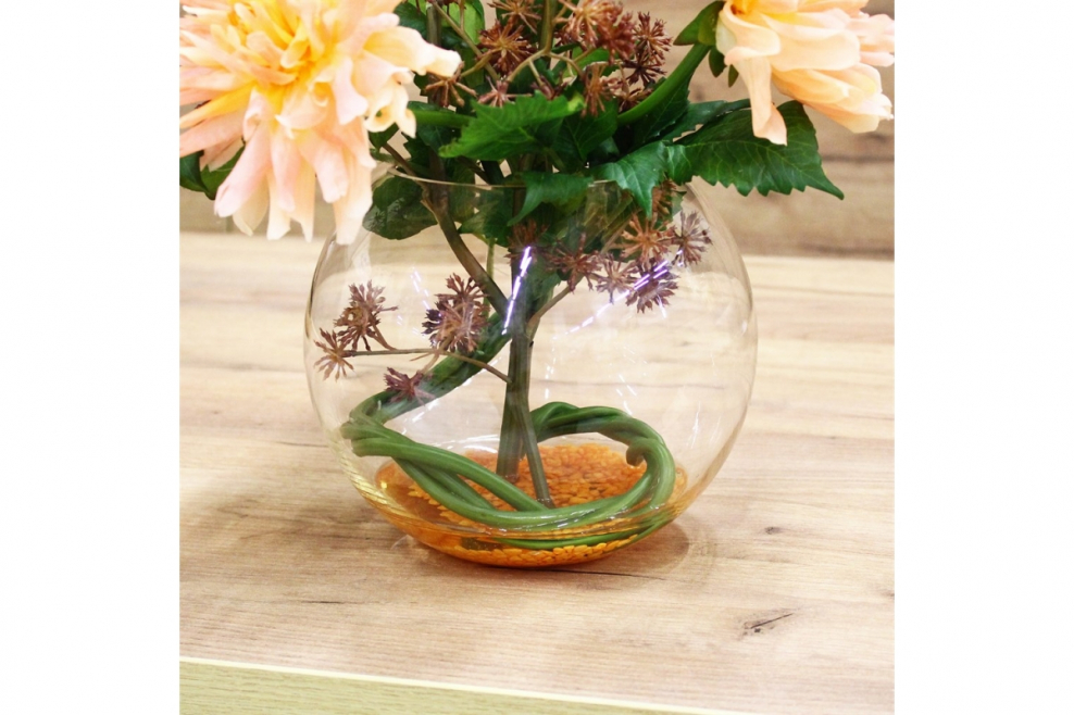 Модные композиции из искусственных пионов и орхидей