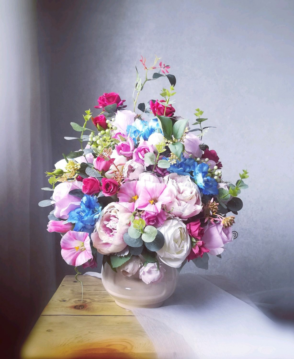 Авторские цветочные композиции в интерьере