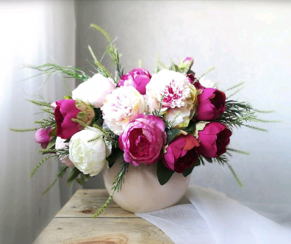 Искусственные цветы в интерьере