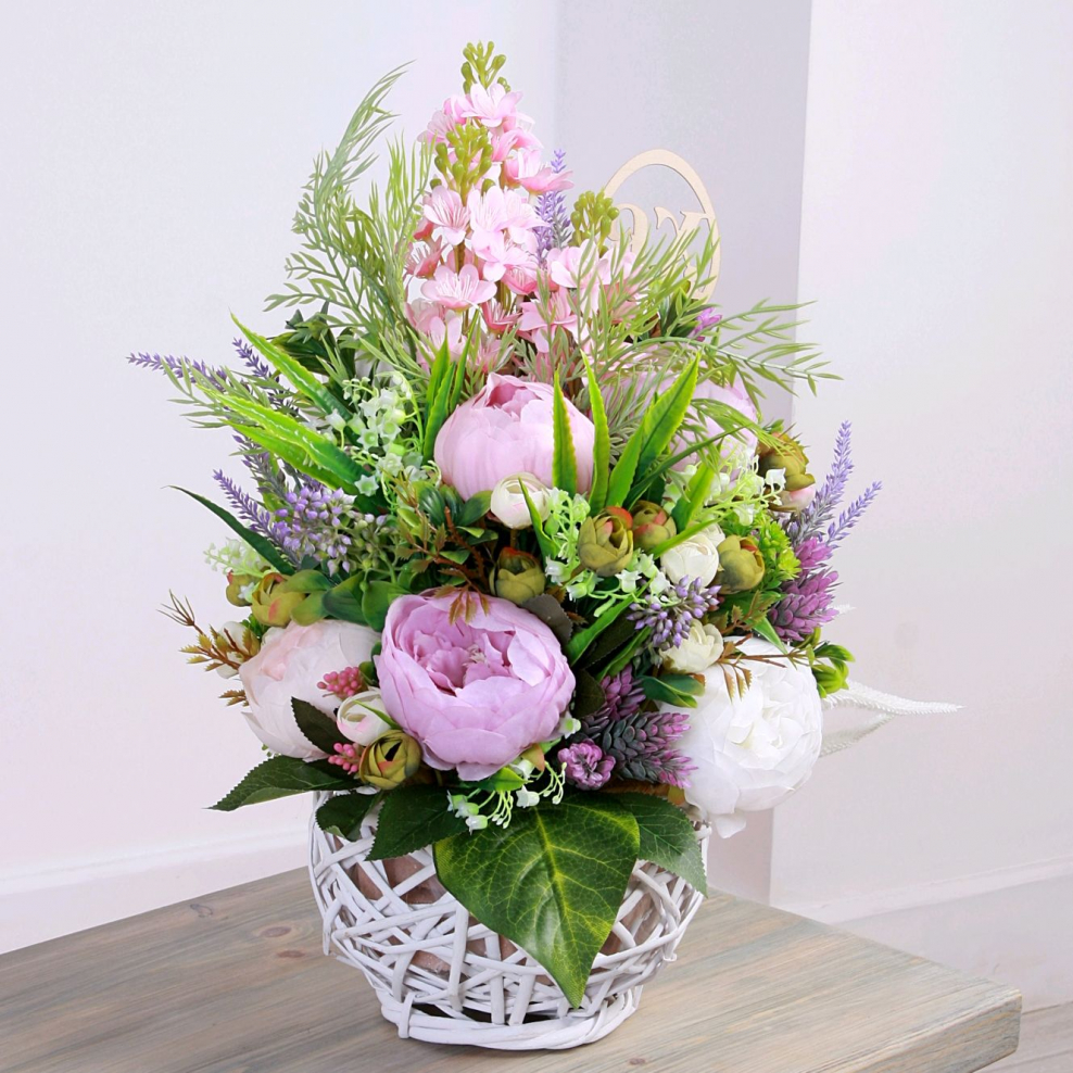 Вазы для композиций из искусственных цветов