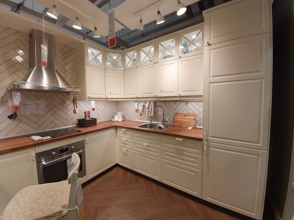 Кухня икеа Будбин серая