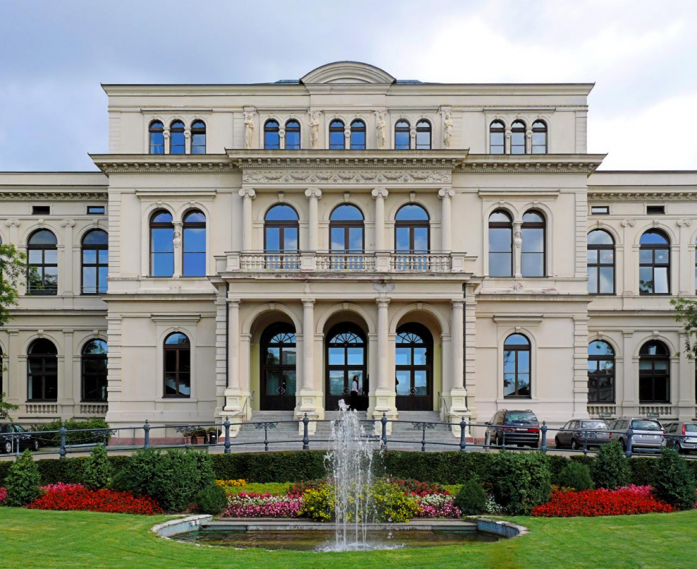 Дом классицизм