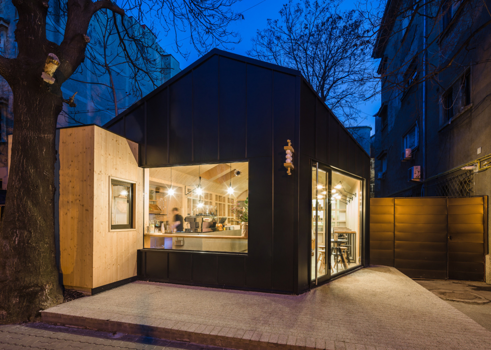 Необычные фасады ресторанов