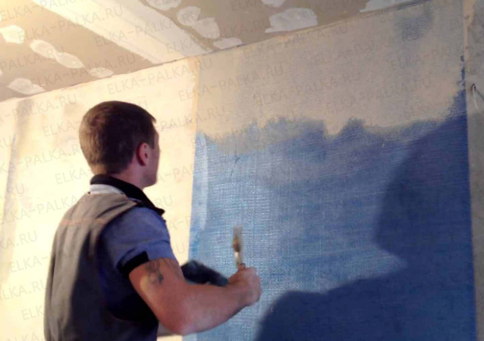 Нанесение шпатлевки