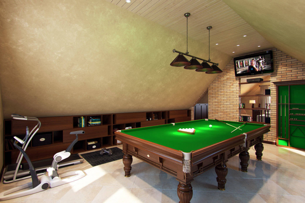 Интерьер бильярдной в мансарде
