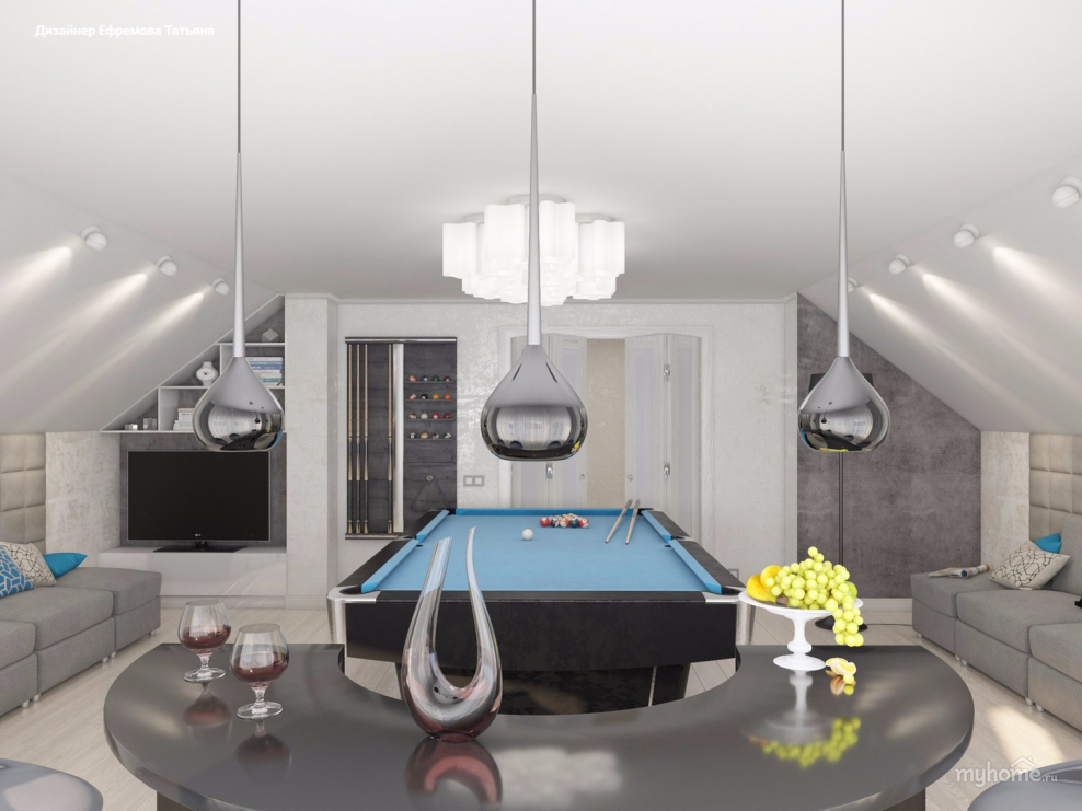 Бильярд на мансарде частного дома