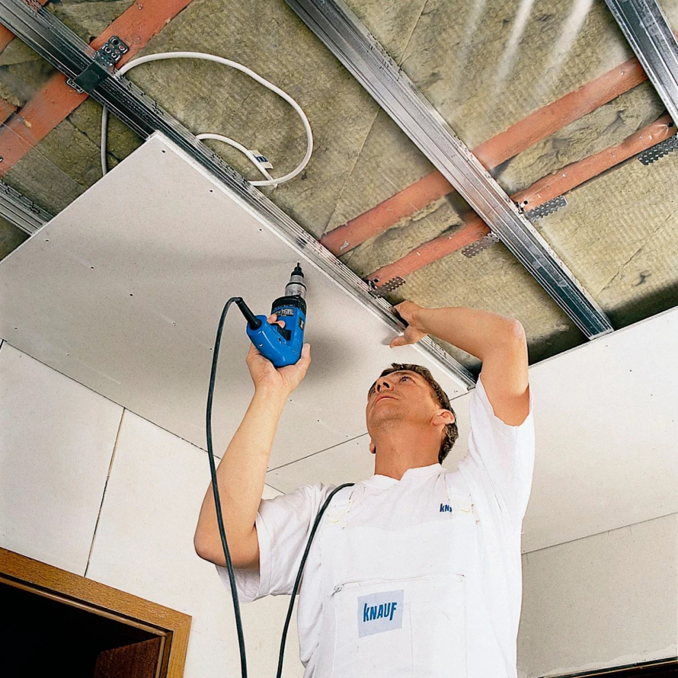 Монтаж ГКЛ на потолок