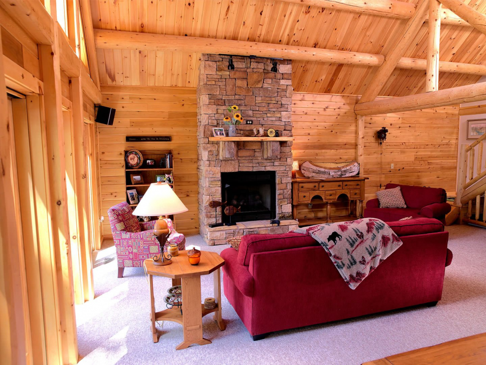 Интерьер двухэтажной бани