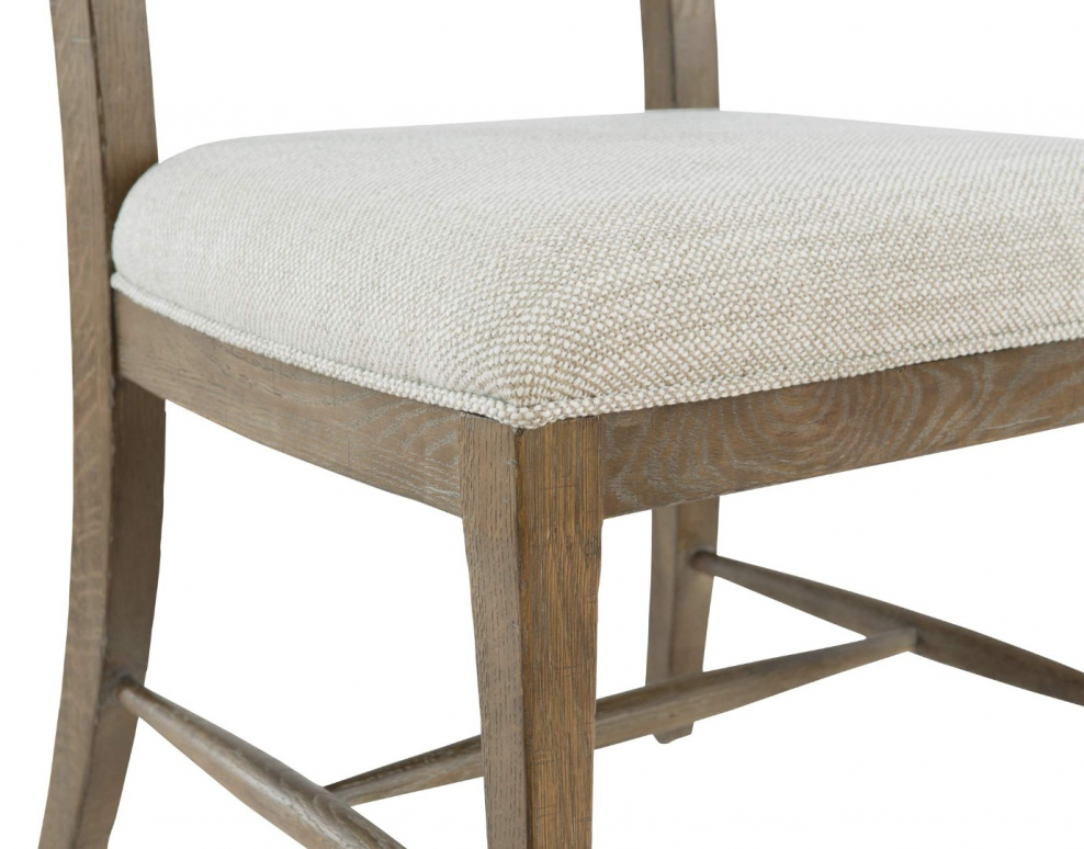 Рустикальный табурет