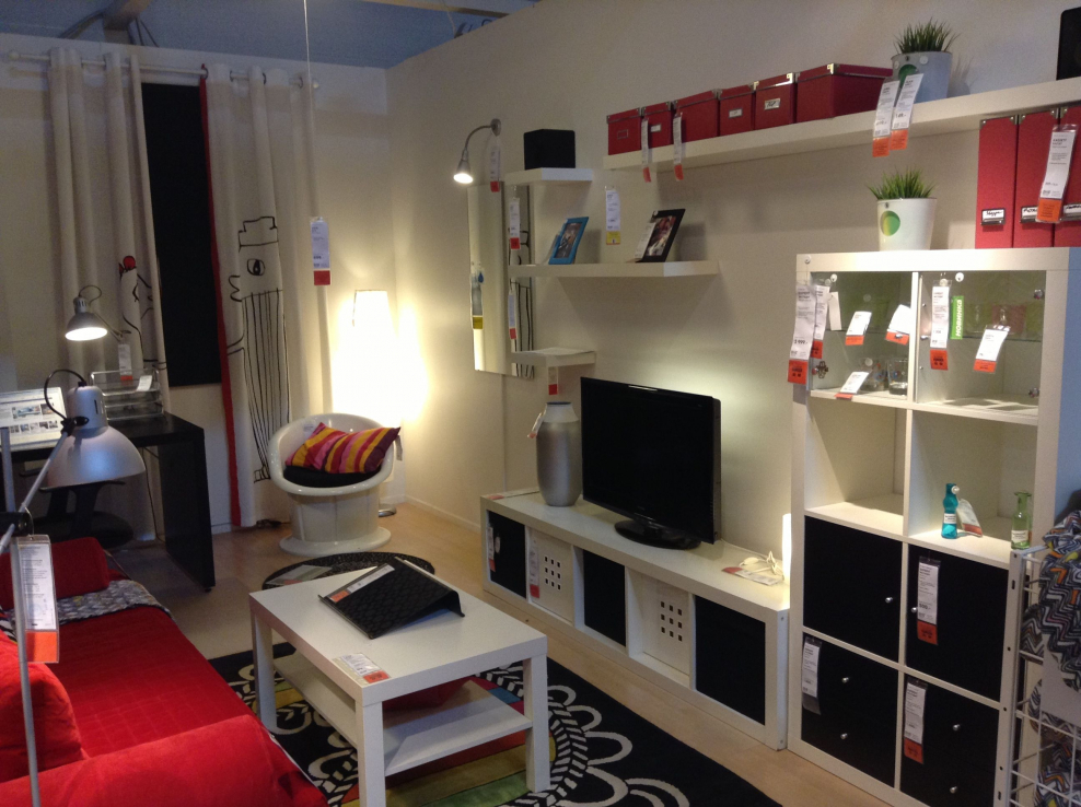 Гостиная с мебелью икеа реальные