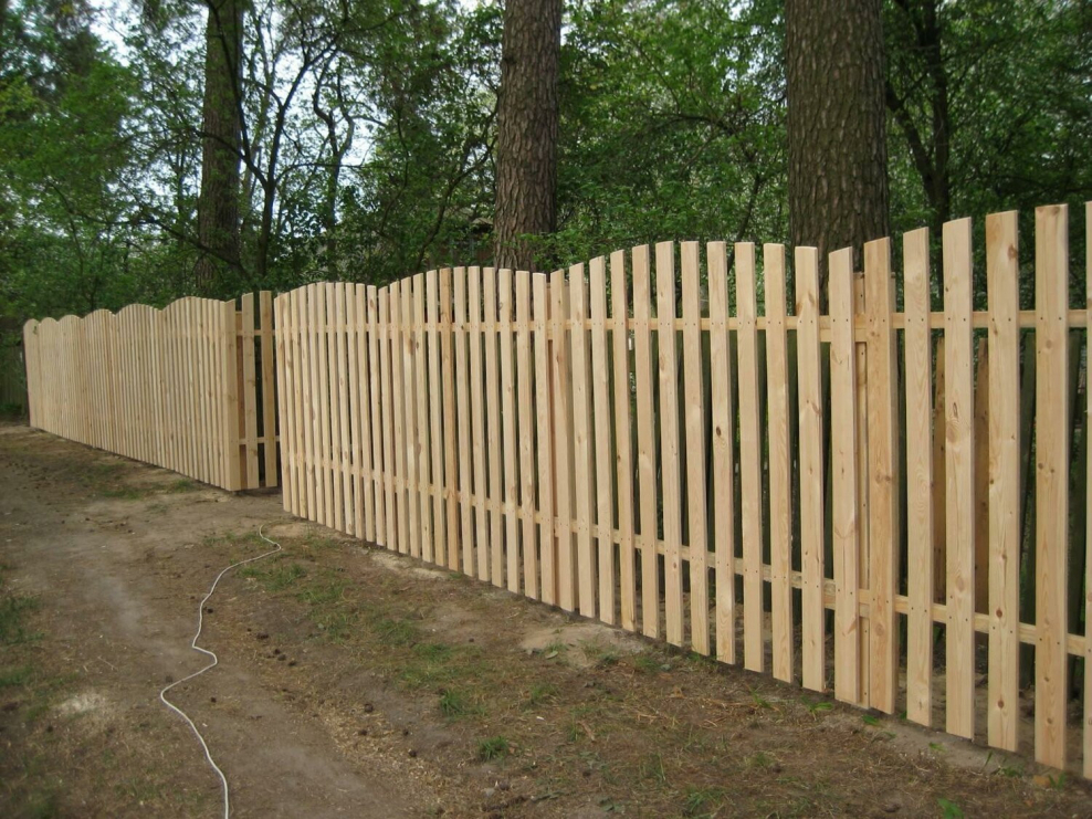 Штакетник деревянный