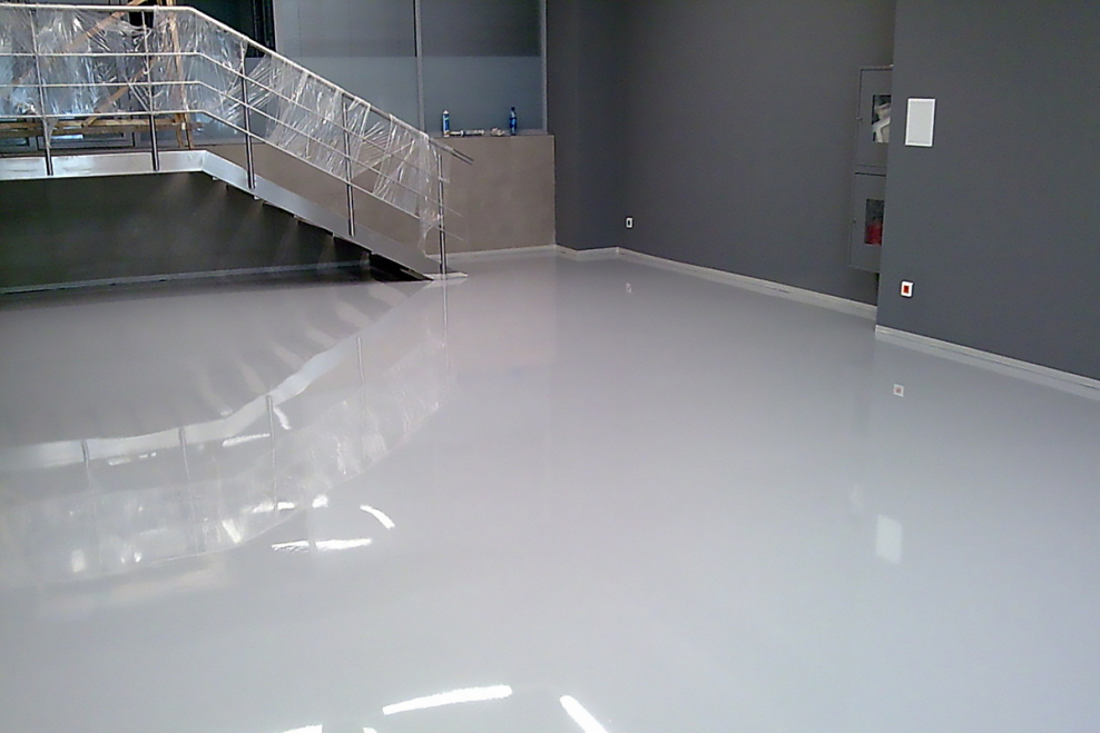 Индастро ЛЕВЕЛАЙН Fe 2k/100 - эпоксидный двухкомпонентный наливной пол