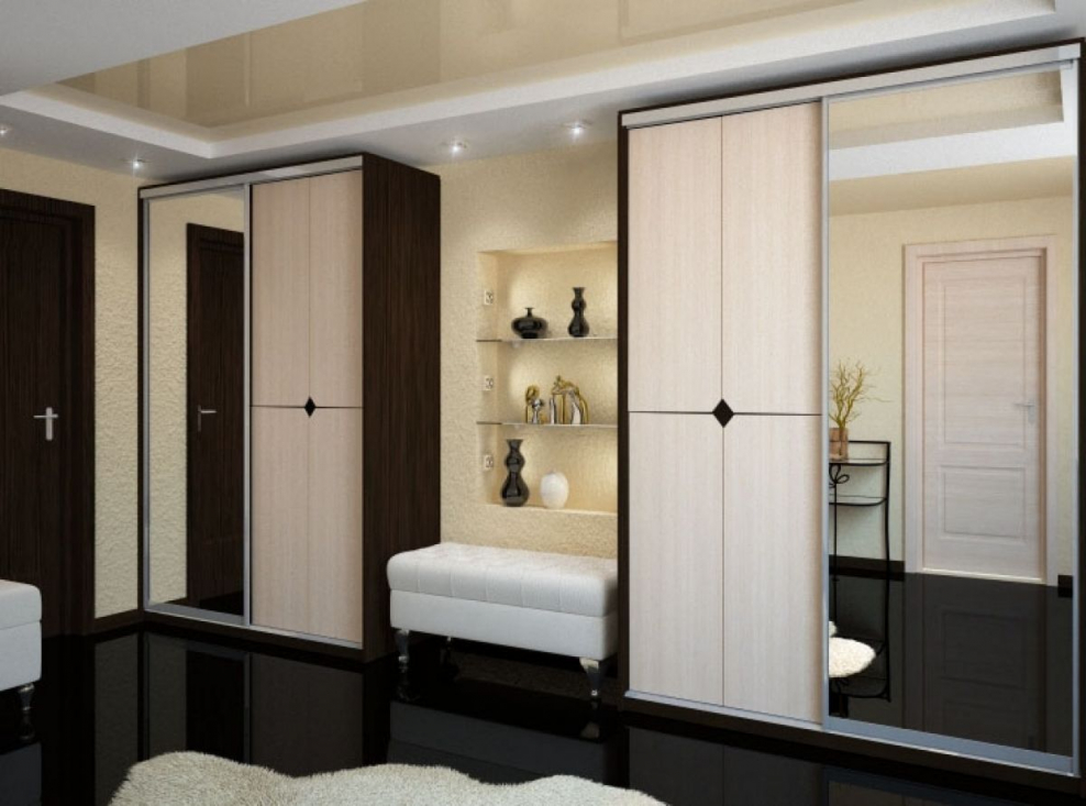 Гардеробные двери