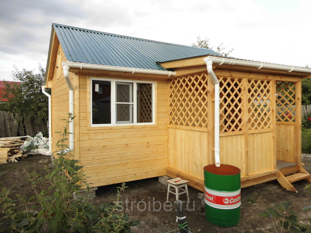 Летний дачный домик