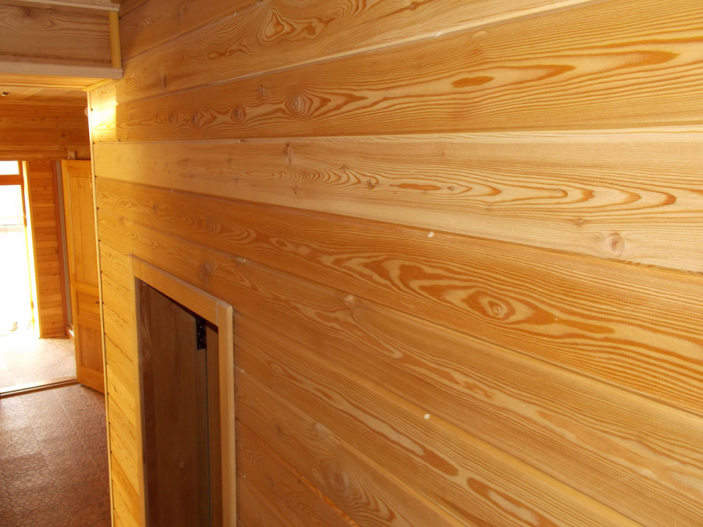 Вагонка штиль на стене