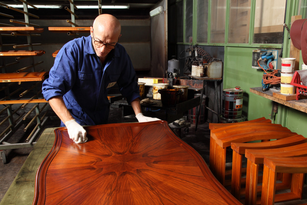 Столяр по дереву