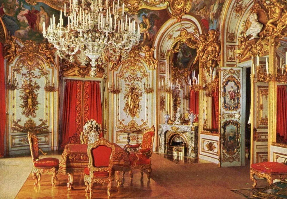 Замок Линдерхоф внутреннее убранство