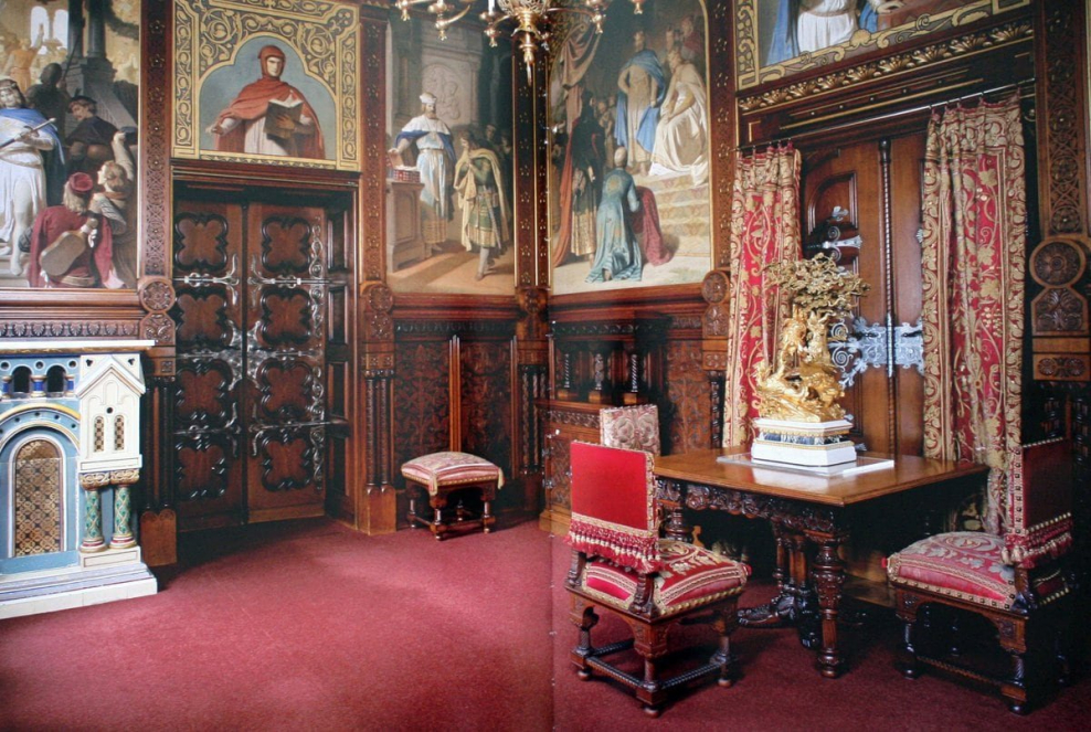 Дворцы интерьеры Нойшванштайн