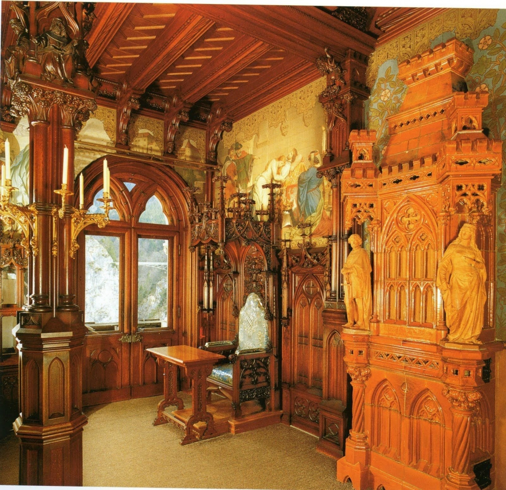 Спальня Людвига II замок Нойшванштайн