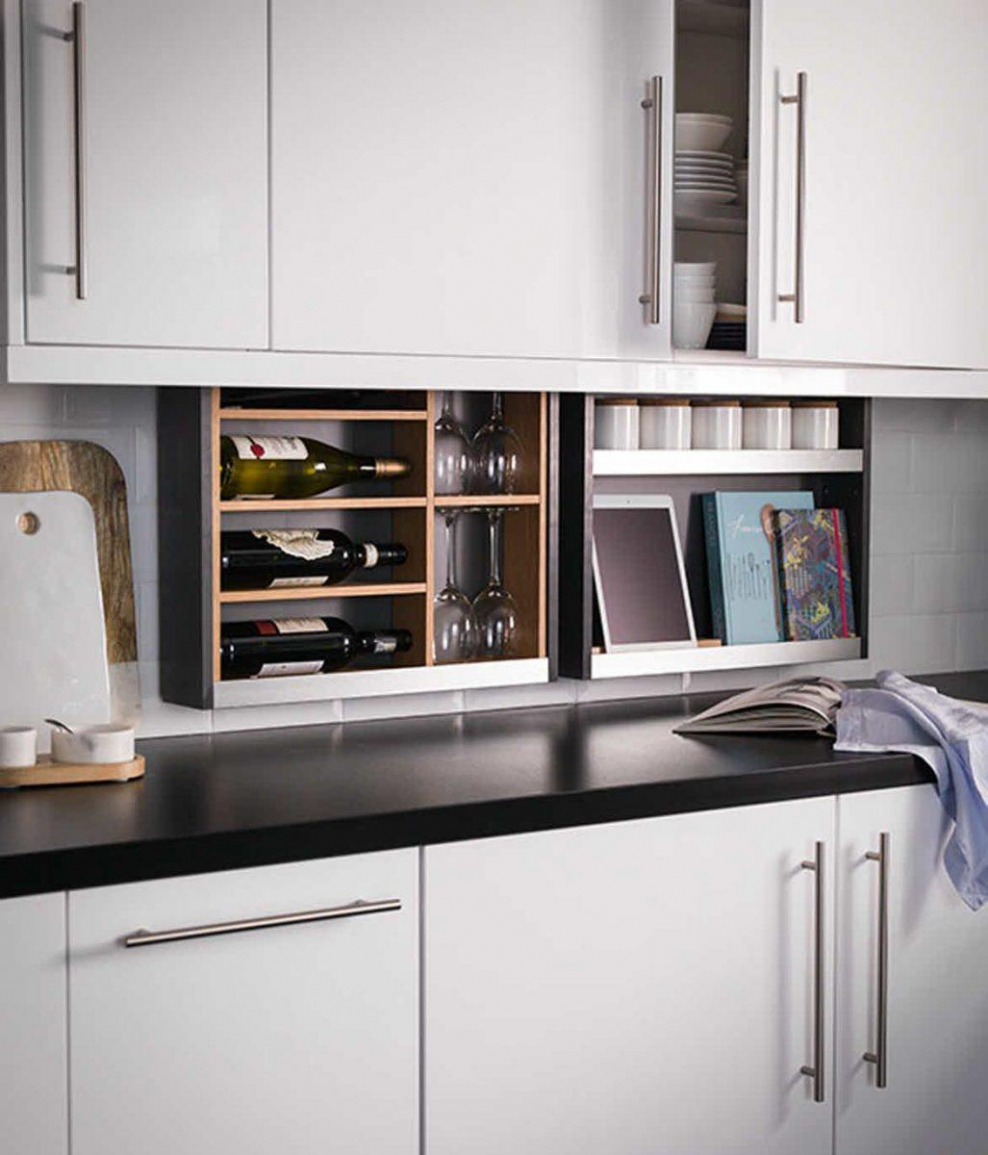 Неглубокий шкафчик на кухню